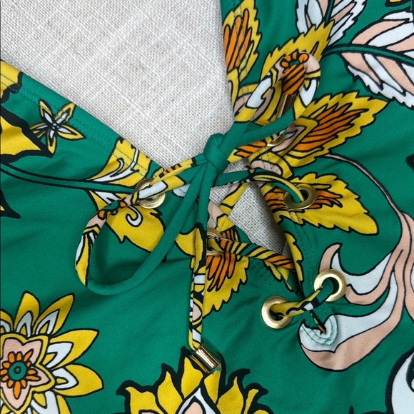 Gibson Latimer NWT Green Floral One Piece Swimsuit-‎ medium - Picture 6 of 11